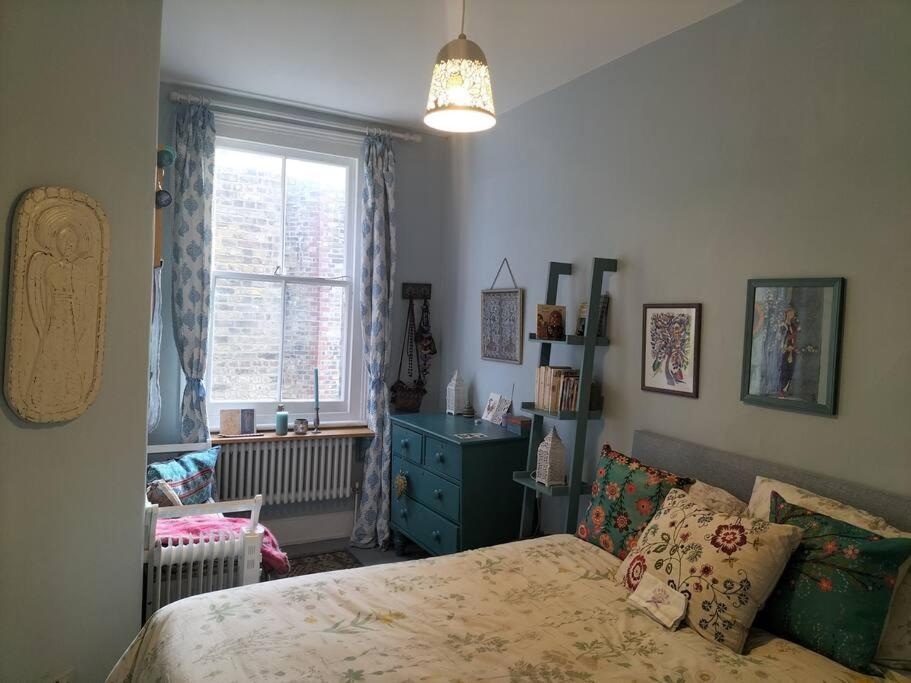 Charming London With Balcony Apartman Kültér fotó